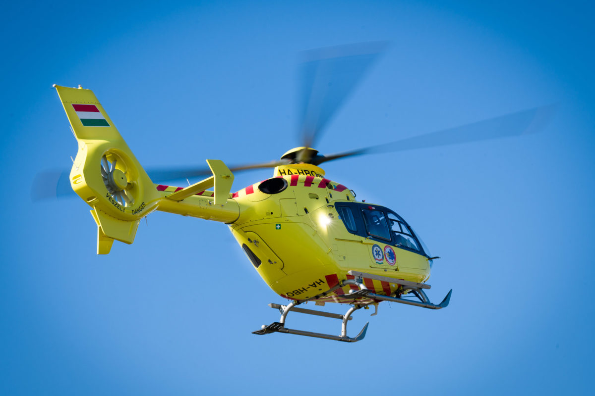 Magyar mentőhelikopter
